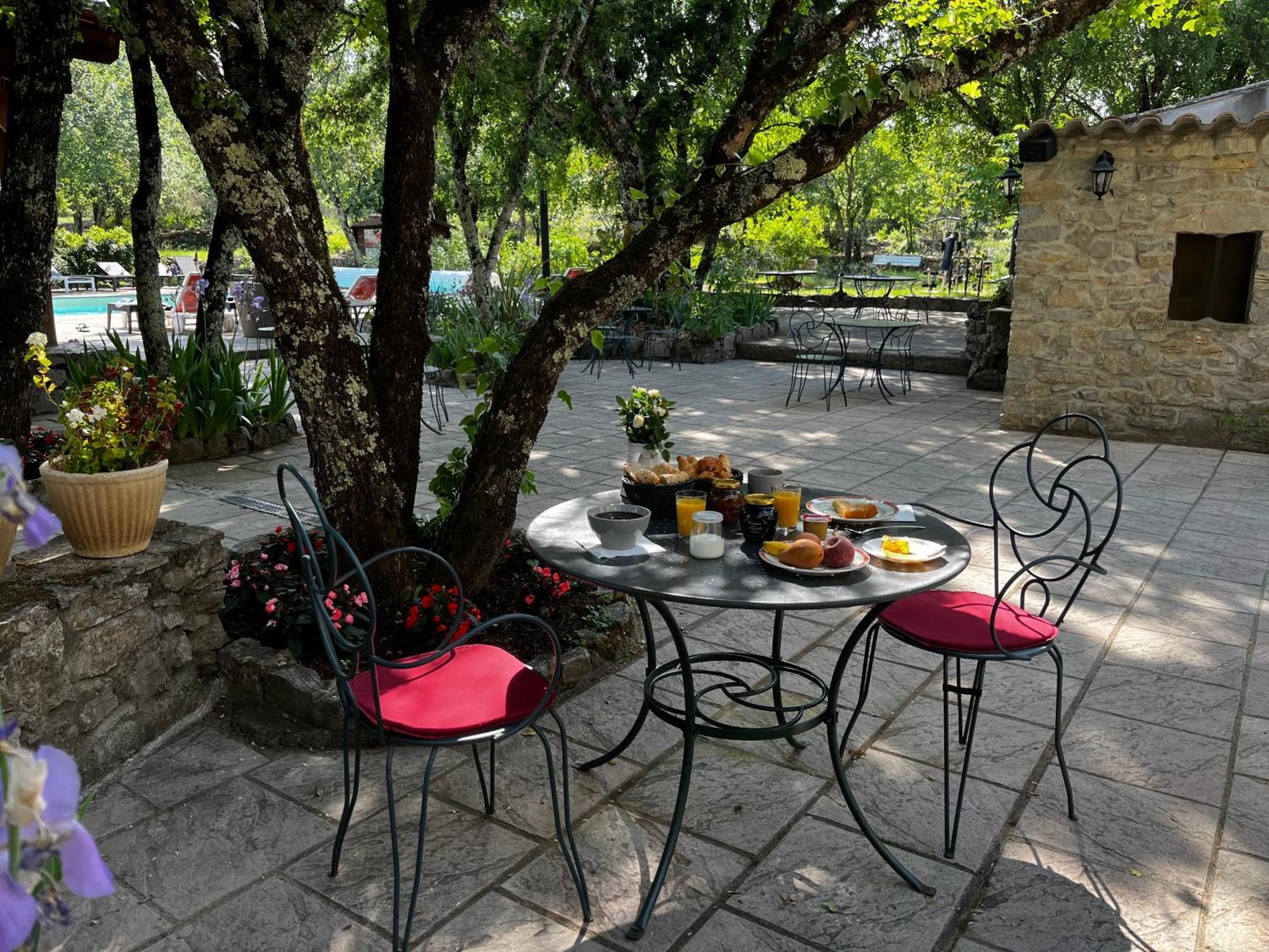 Hotel Mas De L'Espaire Ле-Ван Экстерьер фото