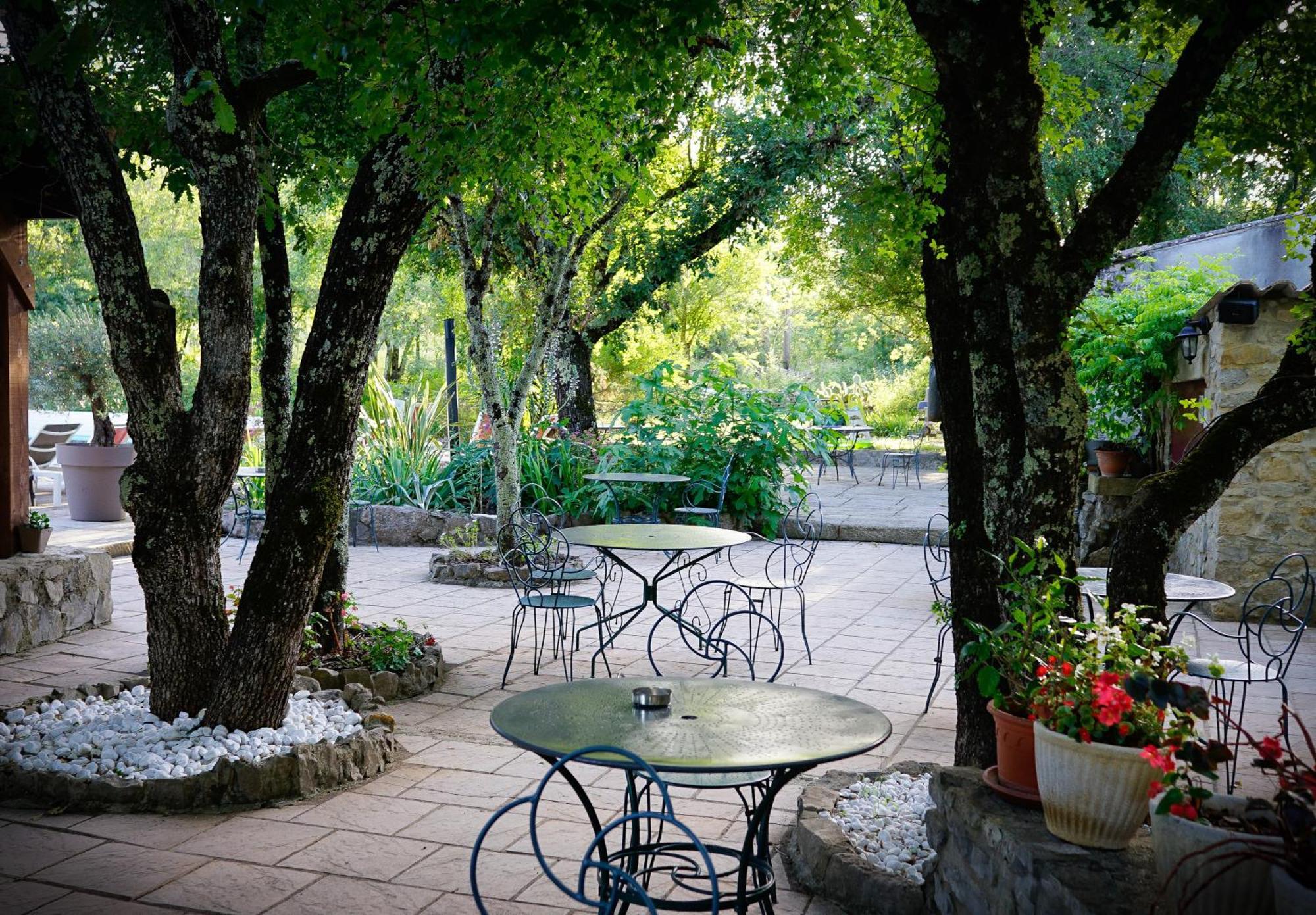 Hotel Mas De L'Espaire Ле-Ван Экстерьер фото